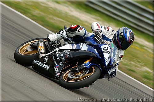 yamaha-rseries-monza2008_16.jpg