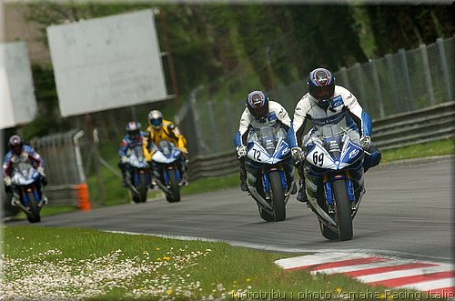 yamaha-rseries-monza2008_17.jpg