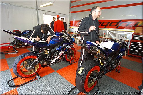 yamaha-italia-rseriescup-mugello2008_14.jpg