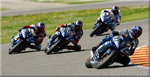 yamaha-italia-rseriescup-mugello2008_24.jpg