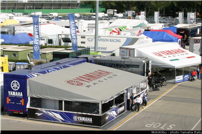 paddock_009_rseries_misano2009_1