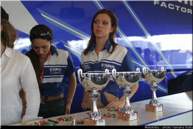paddock_10_rseries_cup_monza2009
