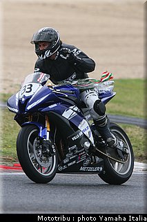 cazzola_2_rseries_cup_vallelunga2009.jpg