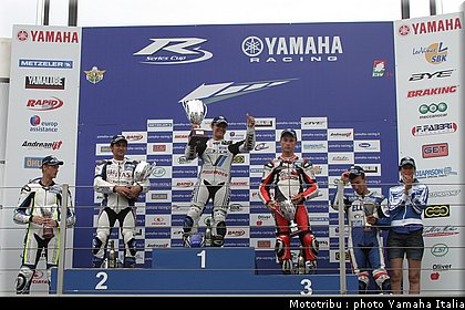 podium_2_rseries_cup_vallelunga2009.jpg