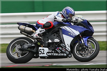 segoni_rseries_misano2009_1.jpg