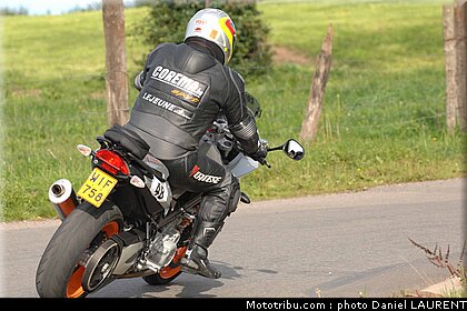 boucle_theux_monostori_1_2010.JPG