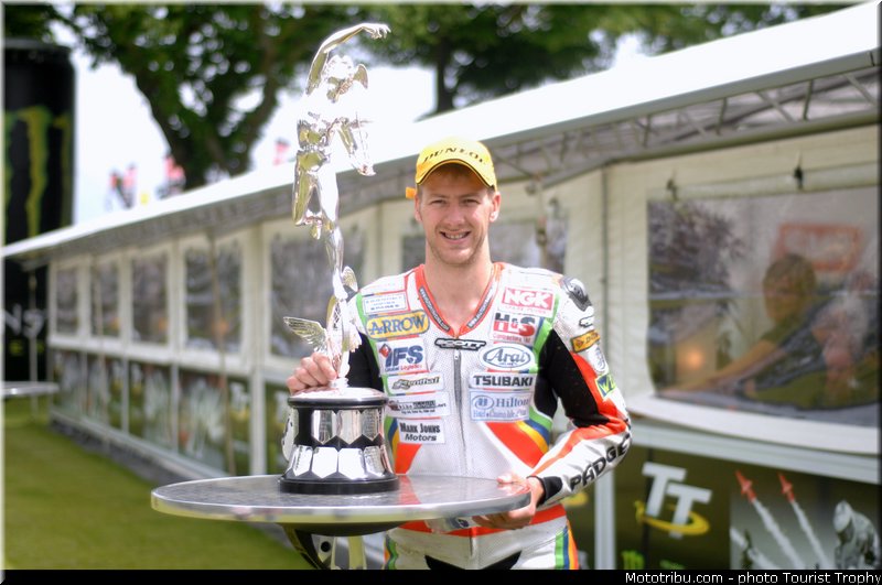 008_tourist_trophy_2011