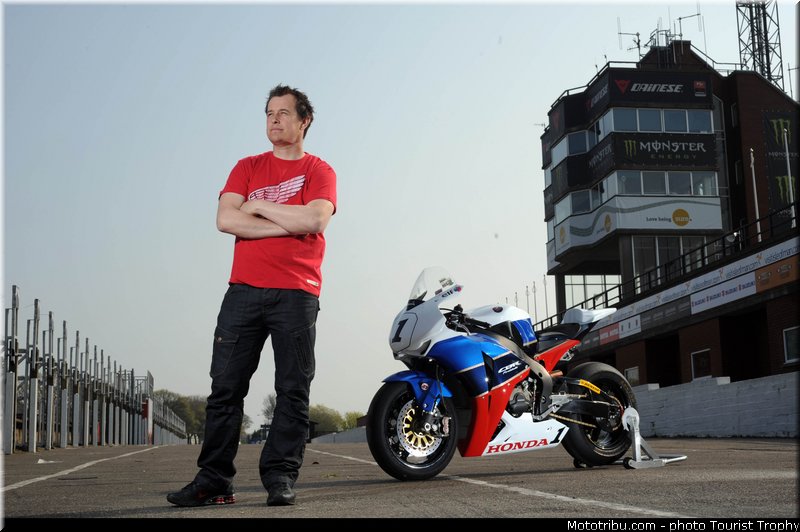 mcguinness_005_tourist_trophy_2011