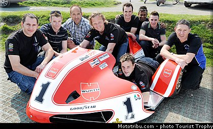 side_001_tourist_trophy_2011.jpg