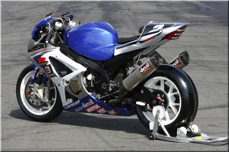 MOTO 