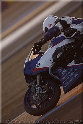 0095_nuit-bmw.JPG