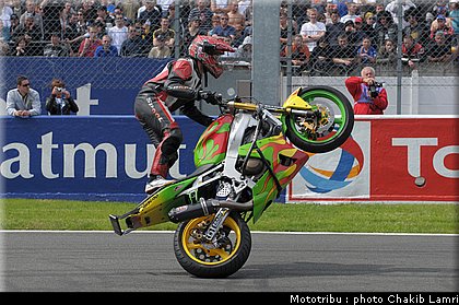 stunt_01.jpg