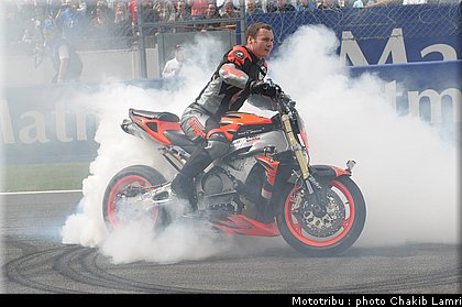 stunt_02.jpg