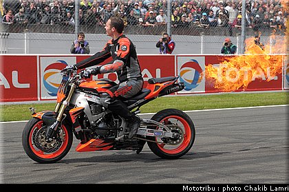 stunt_06.jpg
