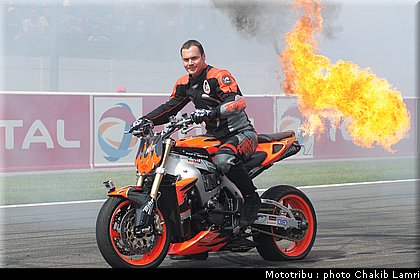 stunt_09.jpg
