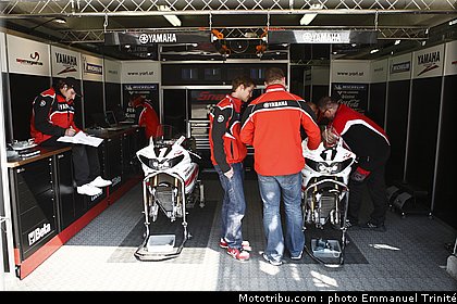 24h_mans_2010_stands_001.JPG
