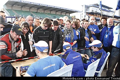 24h_mans_2010_stands_017.JPG