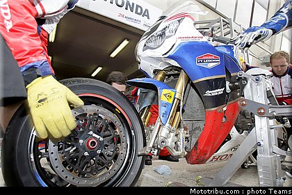 honda_tt_legend_14_endurance_24h_du_mans_2011.jpg