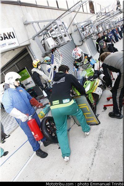 041_24h_du_mans_2011