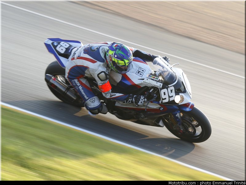 bmw_002_24h_du_mans_2011