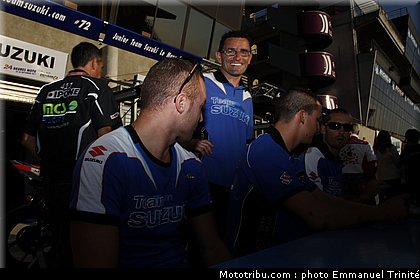 junior_team_001_24h_du_mans_2011.jpg