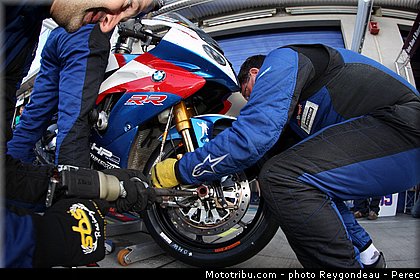 bmw_003_endurance_2012_allemagne_oschersleben.jpg