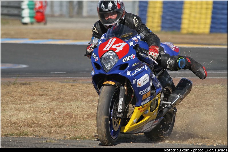 0114_motos_actives_sport_14_001_endurance_2012_france_24h_du_mans