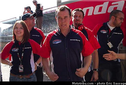 0077_honda_tt_legends_003_endurance_2012_france_24h_du_mans.jpg