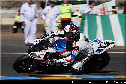 0099_bmw_motorrad_france_thevent_001_endurance_2012_france_24h_du_mans.jpg