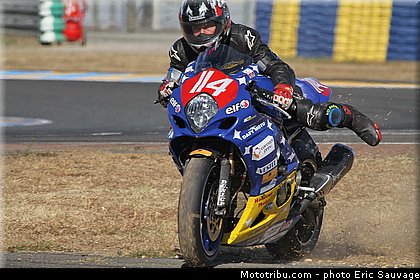 0114_motos_actives_sport_14_001_endurance_2012_france_24h_du_mans.jpg