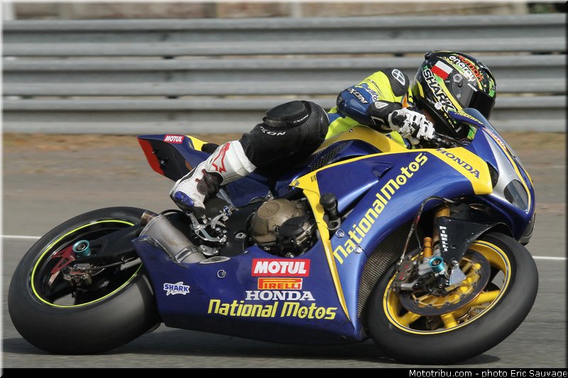MOTO 
