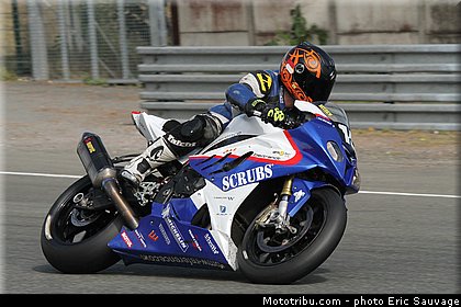 sh_03_endurance_2012_essais_pre_le_mans_sauvage_mototribu.jpg