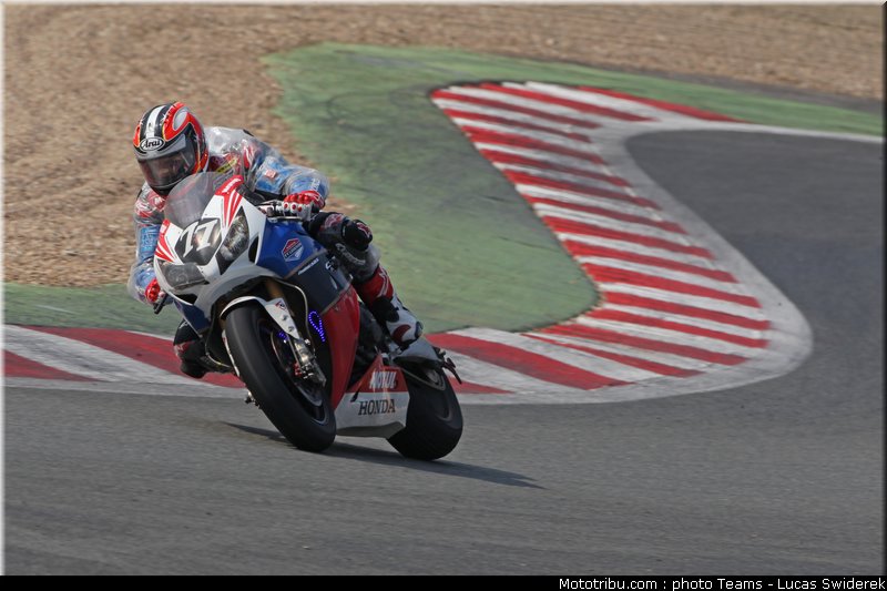 honda_tt_legends_02_endurance_2012_france_bol_dor