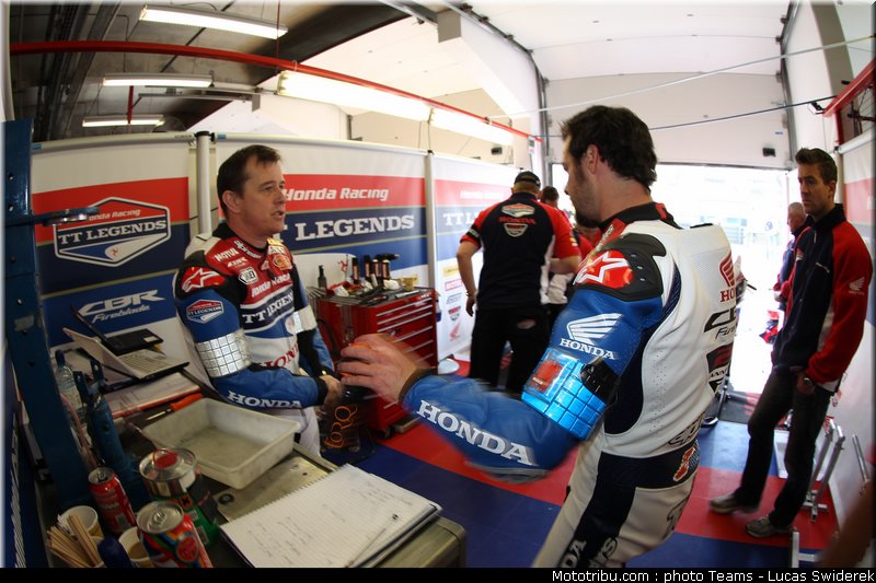 honda_tt_legends_07_endurance_2012_france_bol_dor