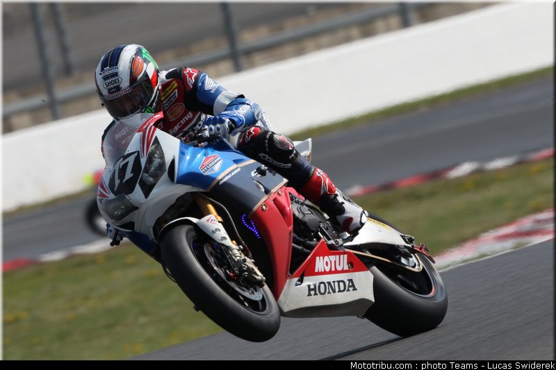 honda_tt_legends_12_endurance_2012_france_bol_dor