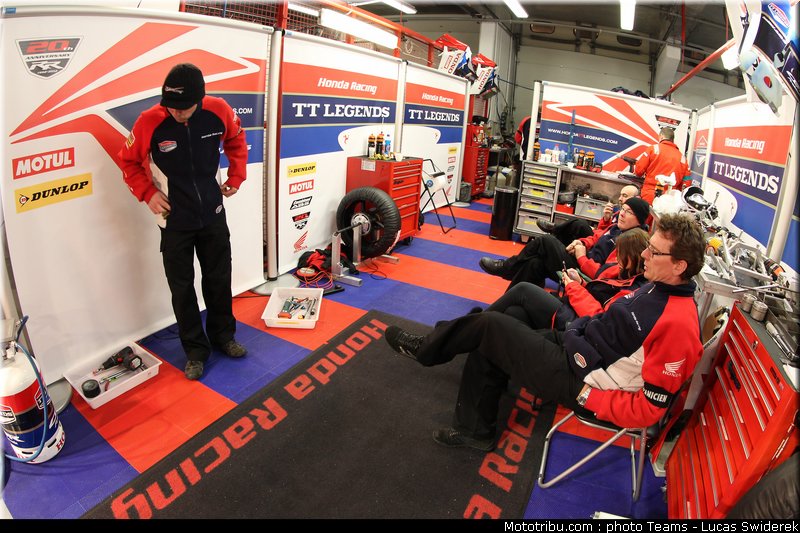honda_tt_legends_16_endurance_2012_france_bol_dor