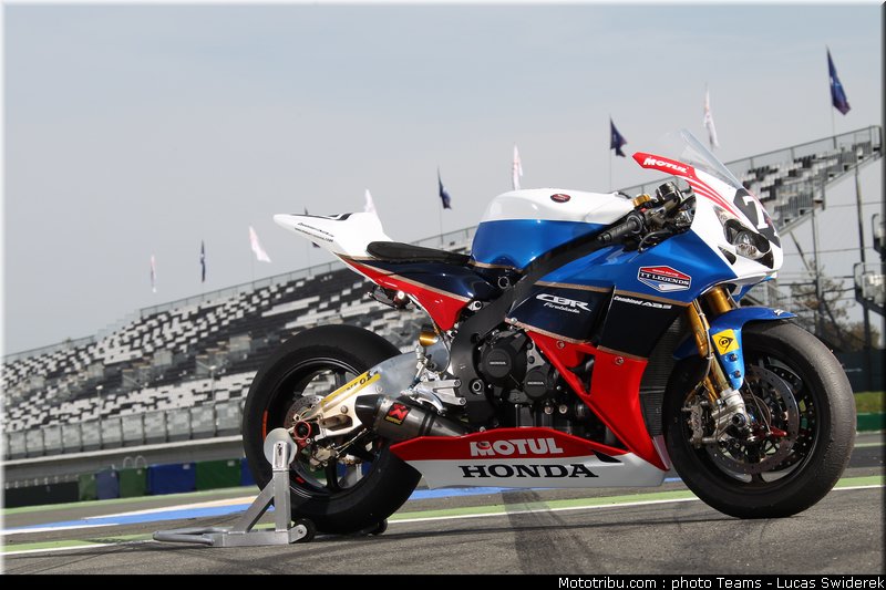 honda_tt_legends_21_endurance_2012_france_bol_dor