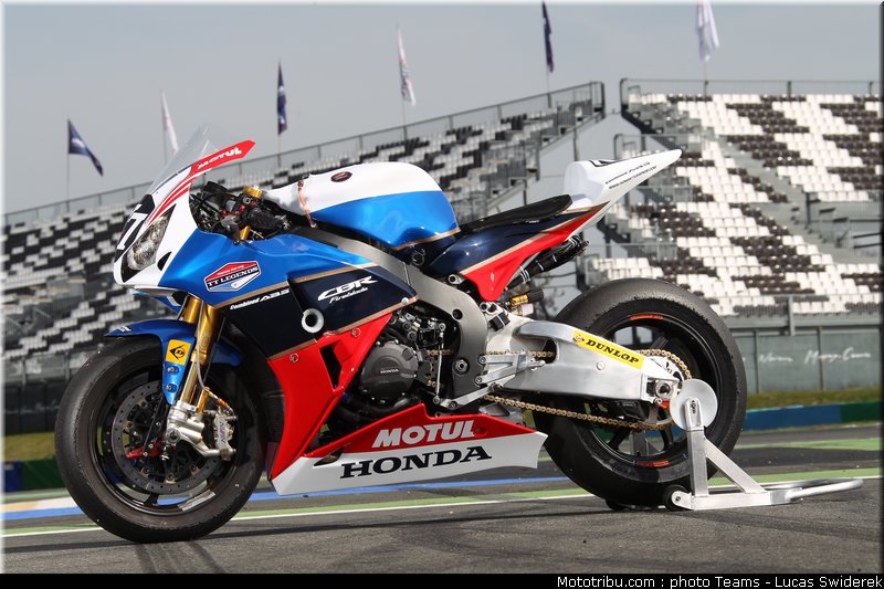 honda_tt_legends_22_endurance_2012_france_bol_dor
