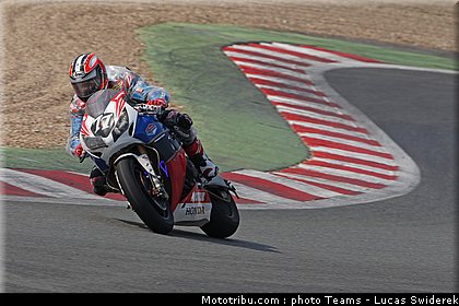honda_tt_legends_02_endurance_2012_france_bol_dor.jpg