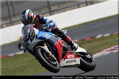 honda_tt_legends_12_endurance_2012_france_bol_dor.jpg