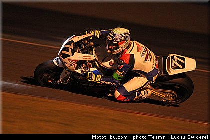 honda_tt_legends_27_endurance_2012_france_bol_dor.jpg