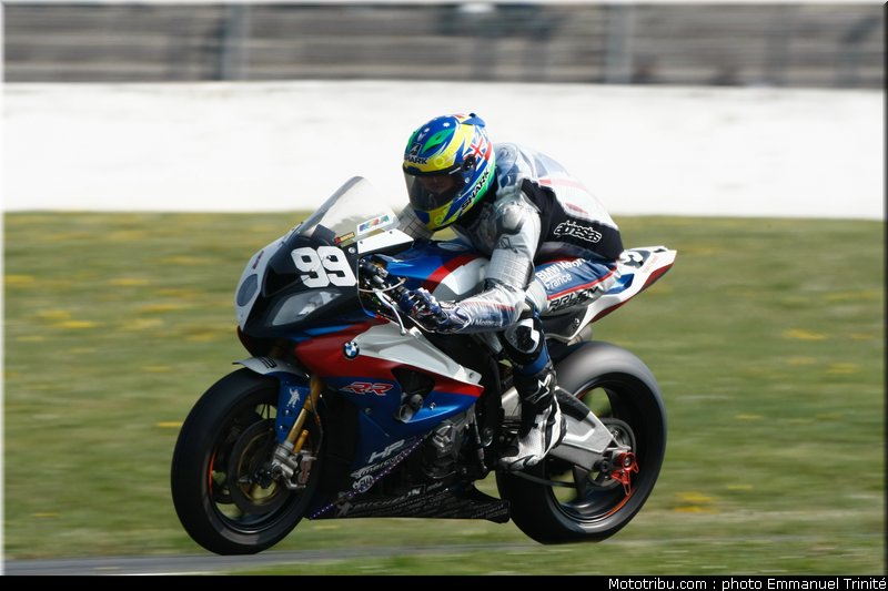 bmw_001_endurance_2012_france_bol_dor