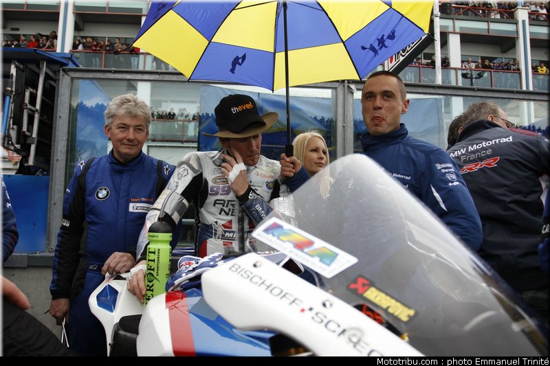 bmw_006_endurance_2012_france_bol_dor