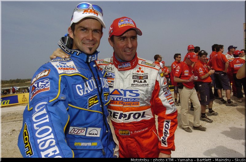 Despres_peterhansel_dakar2005