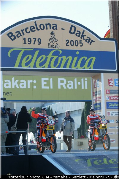 coma_estevepujol_dakar2005