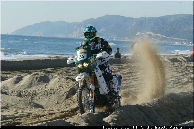 deazevedo_003_dakar2005