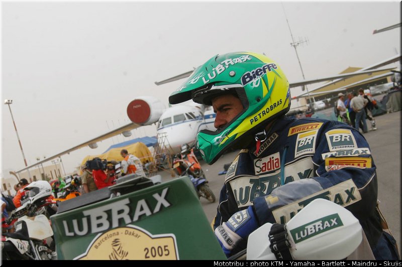 deazevedo_013_dakar2005