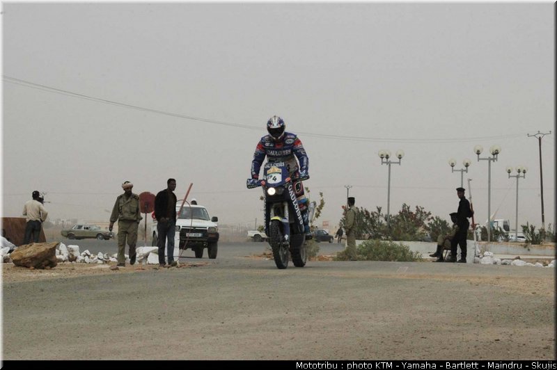 meoni_005_dakar2005