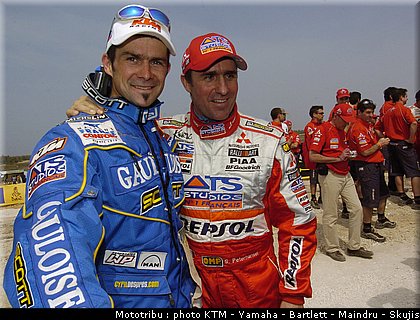 Despres_peterhansel_dakar2005.jpg