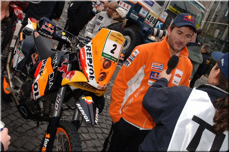 MOTO 
